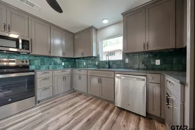 1221 Chateau Ln, Hideaway, TX 75771 - Photo 19
