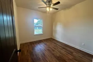 203 E Fleming, Longview, TX 75604 - Photo 15