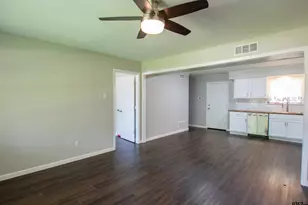 544 Cherry St, Chandler, TX 75758 - Photo 3