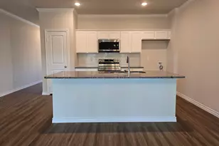 324 Erica Wy, Lindale, TX 75771 - Photo 3