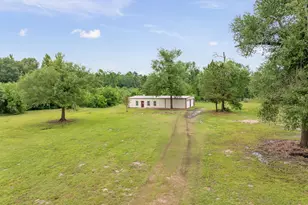 1537 Fm 2419, Palestine, TX 75801 - Photo 9