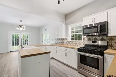 1009 N Pacific, Mineola, TX 75773 - Photo 11