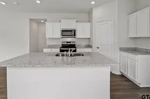 1643 Blaire Dr, Tyler, TX 75704 - Photo 3