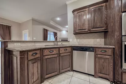 205 Heritage Ct, Lindale, TX 75771 - Photo 11