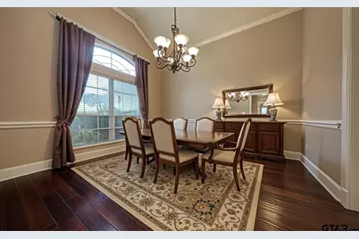 205 Heritage Ct, Lindale, TX 75771 - Photo 3