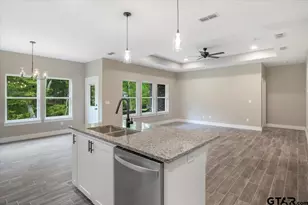 16226 Crossing Cir, Lindale, TX 75771 - Photo 7
