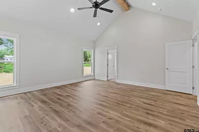 17300 Woodcrest Circle, Lindale, TX 75771 - Photo 13