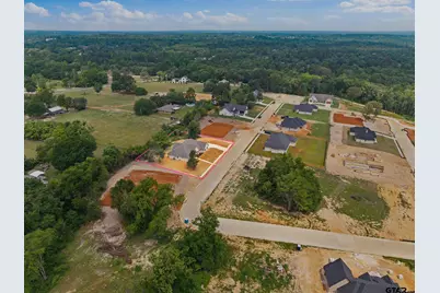 17300 Woodcrest Circle, Lindale, TX 75771 - Photo 31