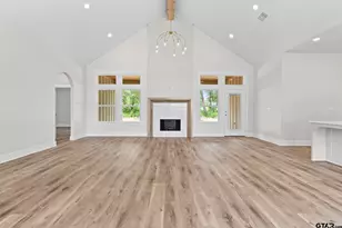 17300 Woodcrest Cir, Lindale, TX 75771 - Photo 7