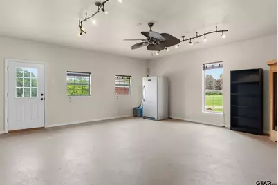 219 W Twin Creeks Trl, Troup, TX 75789 - Photo 31
