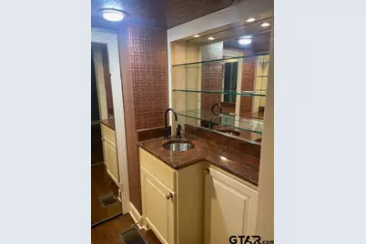 114 E Second, Tyler, TX 75701 - Photo 13