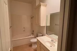 2426 Homestead Ln, Tyler, TX 75701 - Photo 11