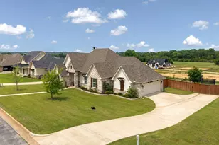 226 Sunnys Halo Blvd, Bullard, TX 75757 - Photo 3