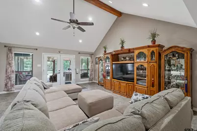 19135 Bynum, Flint, TX 75762 - Photo 9