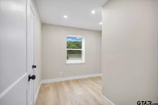 329 Lone Star Ln, Hideaway, TX 75771 - Photo 25