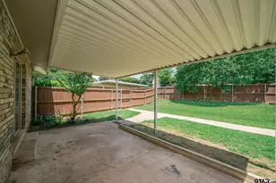 317 E Robinwood, White Oak, TX 75693 - Photo 31