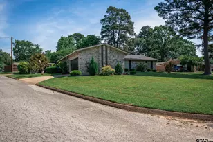 317 E Robinwood, White Oak, TX 75693 - Photo 5