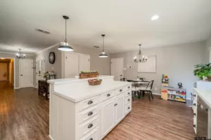 317 E Robinwood, White Oak, TX 75693 - Photo 19
