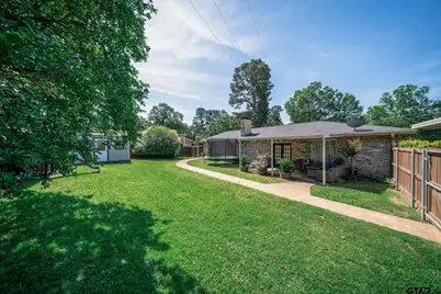 317 E Robinwood, White Oak, TX 75693 - Photo 41