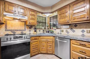 13804 Birchwood Cir, Lindale, TX 75771 - Photo 19