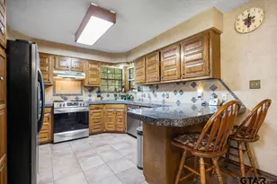 13804 Birchwood Cir, Lindale, TX 75771 - Photo 17