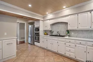 807 Fox Cove St, Tyler, TX 75703 - Photo 15