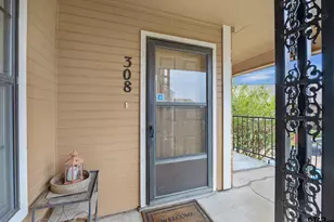 400 South Town, Tyler, TX 75703 - Photo 5