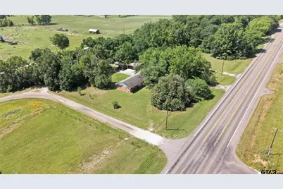 729 W Broad St, Oakwood, TX 75855 - Photo 27