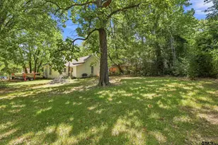 409 S Boyd St, Lindale, TX 75771 - Photo 23