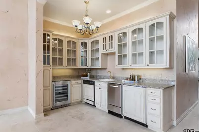7050 Walden Drive, Tyler, TX 75703 - Photo 11