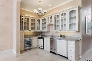 7050 Walden Dr, Tyler, TX 75703 - Photo 11