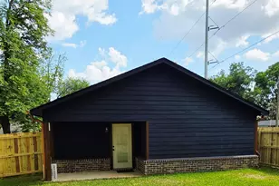1219 W Lollar St, Tyler, TX 75702 - Photo 15