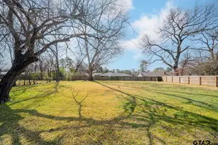 110 Cheryl St, Longview, TX 75604 - Photo 17