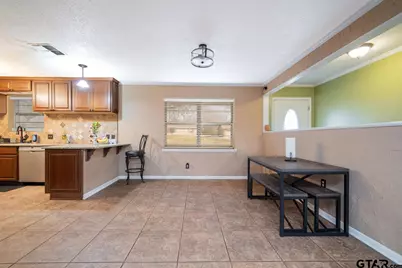 110 Cheryl St, Longview, TX 75604 - Photo 5