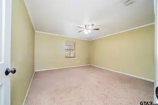 110 Cheryl St, Longview, TX 75604 - Photo 13