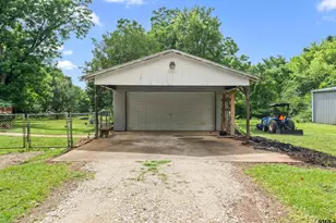 529 E Fm 323, Palestine, TX 75801 - Photo 29