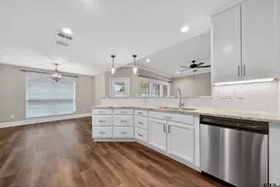 815 E Grande, Tyler, TX 75703 - Photo 27