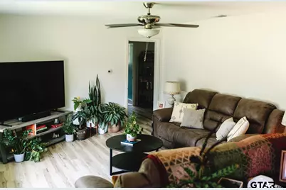 2411 Rodge, Tyler, TX 75701 - Photo 9