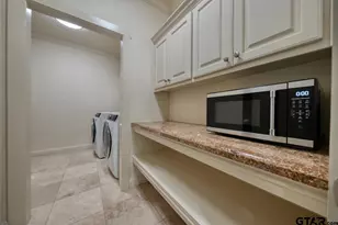 108 Timber Creek Court, Lindale, TX 75771 - Photo 15