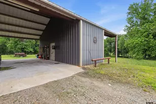 2544 Co Rd 1412, Bogata, TX 75417 - Photo 11