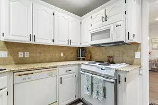 19234 Honeysuckle Dr, Flint, TX 75762 - Photo 13