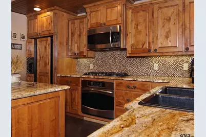 9360 Fm 515, Alba, TX 75410 - Photo 9