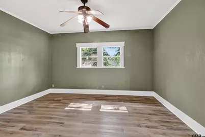 101 E College St., Big Sandy, TX 75755 - Photo 19