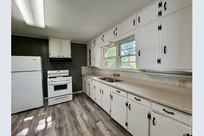 1725 S. Mahon, Tyler, TX 75701 - Photo 9