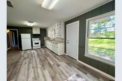 1725 S. Mahon, Tyler, TX 75701 - Photo 7