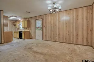 19987 County Rd 4114, Lindale, TX 75771 - Photo 11