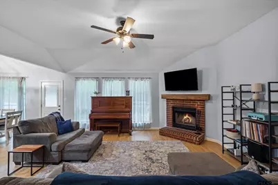 341 Frederick Cir, Flint, TX 75762 - Photo 5