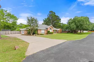 514 Juanita, Chandler, TX 75758 - Photo 3