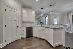 12109 Oak Grove, Lindale, TX 75771 - Photo 9