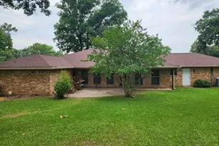 1308 Fairhaven St, Longview, TX 75605 - Photo 3